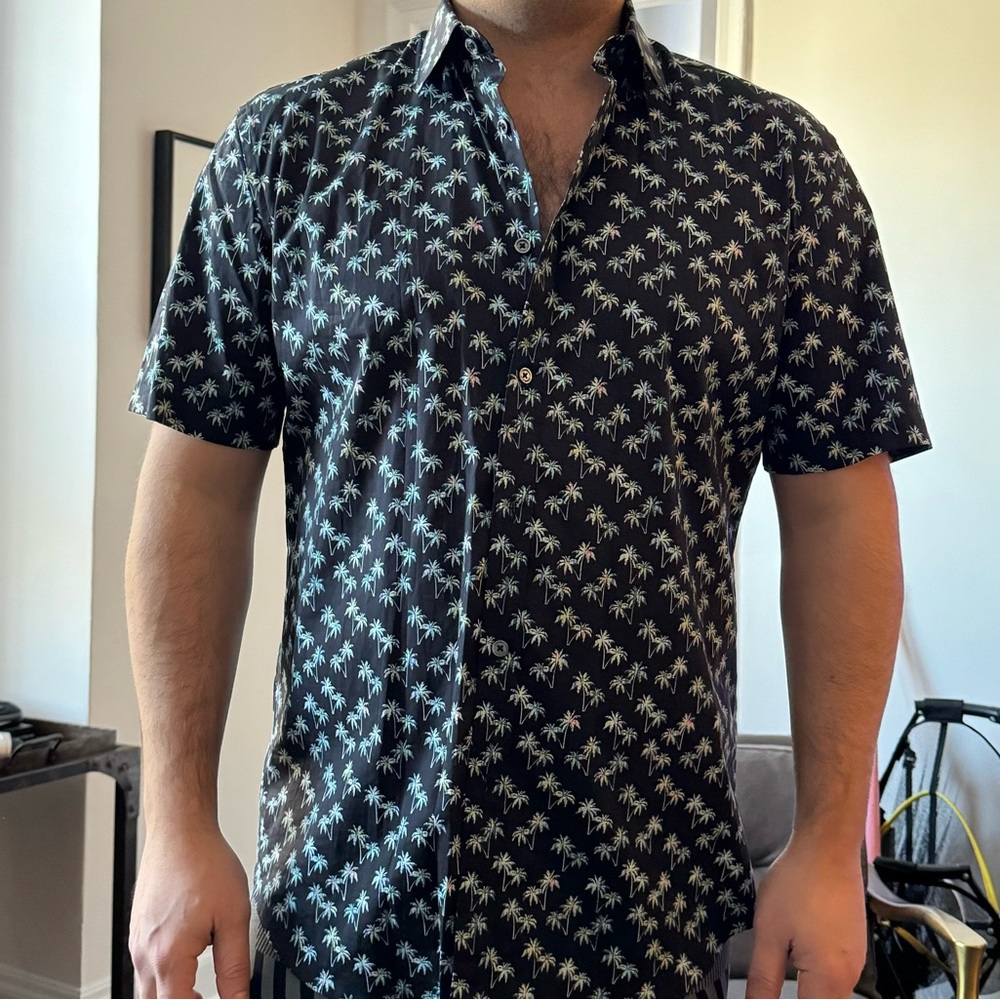 Bugatchi Palm Tree Print Short Sleeve Button Down, worn once.
